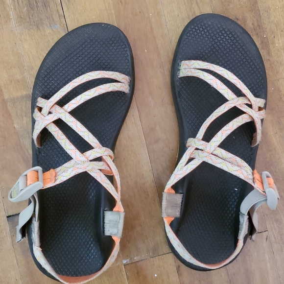 poshmark chacos